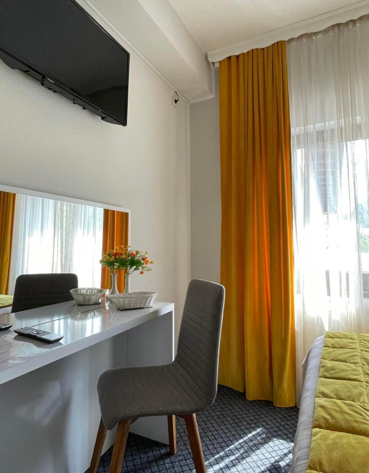 Bed & Breakfast Sjaj Sarajevo Ngoại thất bức ảnh